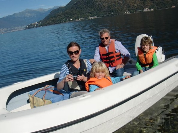 Motorboote bei TSS...