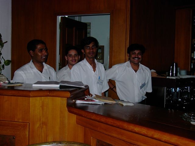 02-10m.jpg