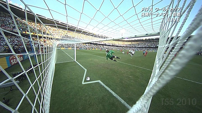QxJvh.jpg - Der Beweis - der Ball war niemals im Tor...