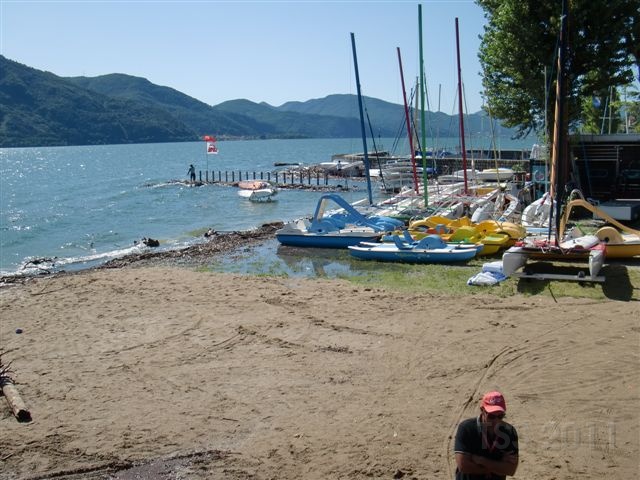 CIMG1818.JPG - Etwas viel Wasser im Becken...