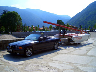 TOMCATs fahren mit dem Auto...