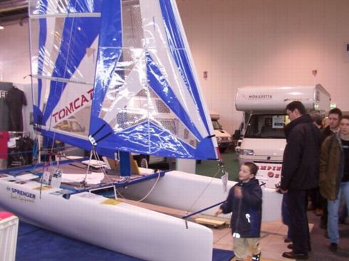 Am Stand von TOMASO SAIL & SURF auf der CFT 2001 in Freiburg