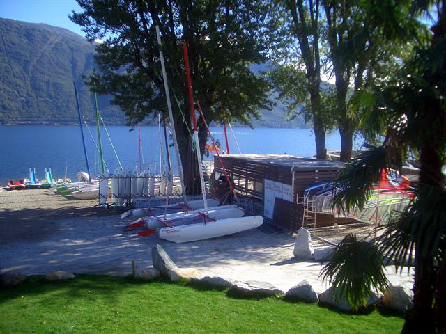 SCHULE AM LIDO
